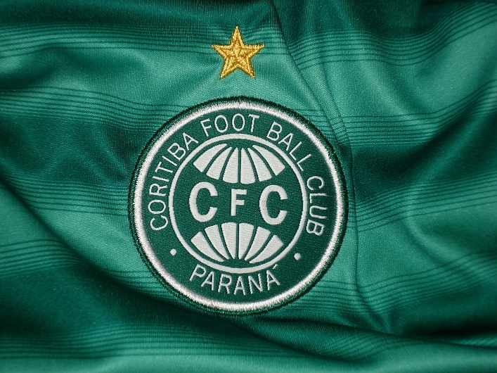 Bandeira do Coritiba, O Símbolo de Orgulho e Paixão que Une uma Nação Alviverde